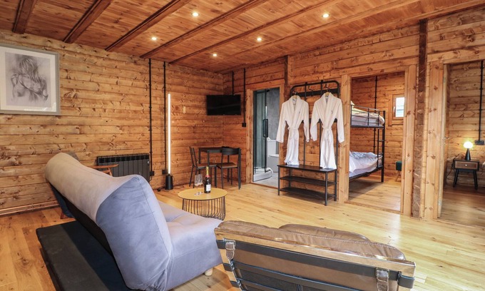 South Luffenham Cottage | Badger's Burrow