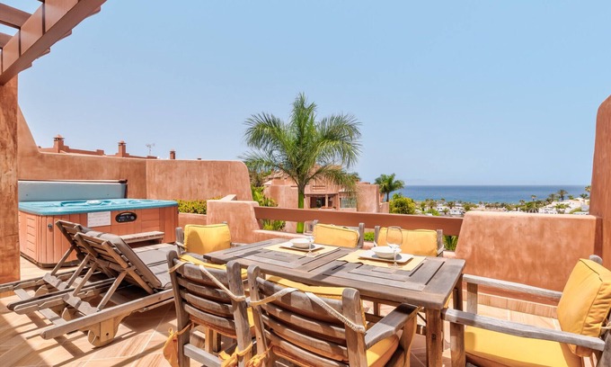Palm-Mar Ski Chalet | Bahia - Romen 2.2 PENTHOUSE SEA VIEW & JACUZZI 2B