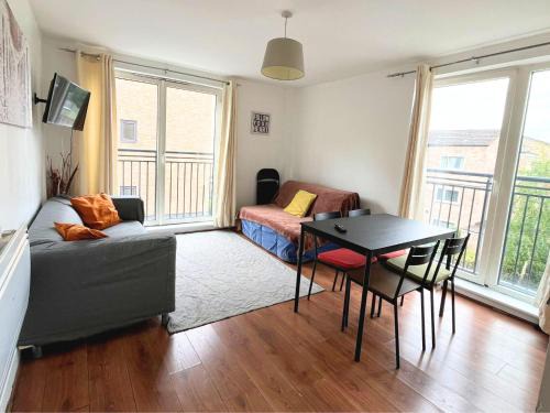 Bromley North Apartment | BAI HOUSE
