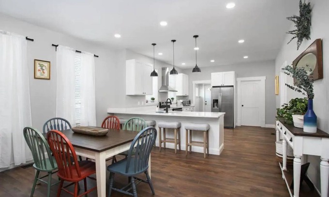 Chattanooga House | Bailey House - Amazing Home Downtown Chattanooga! 31-day minimum stays only!