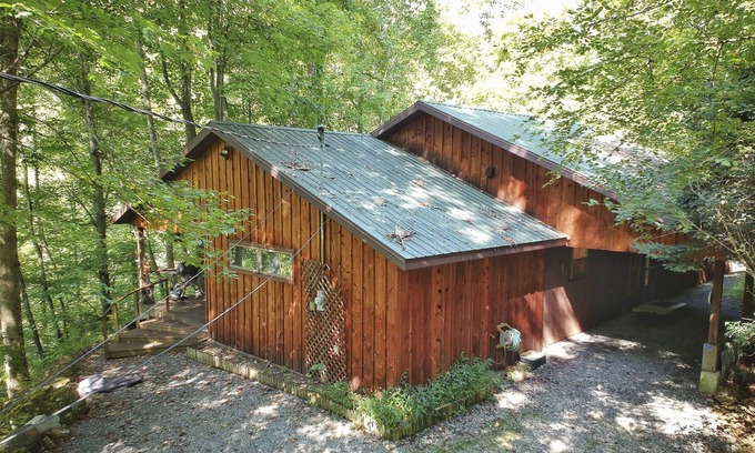 Whittier House | Bair's Lair - Mountain Views, Charming Cabin between Sylva and Cherokee.