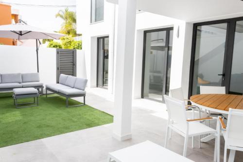 Vista de los Angeles-Rumina Apartment | Bajo con patio, Calle Cañada Aguilar 10