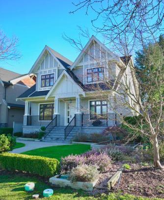 West Side House | Balaclava Park House close UBC and Downtown