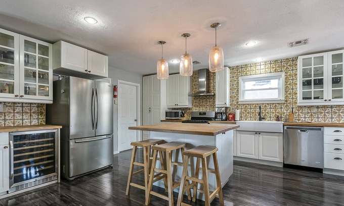 South 7th Ward House | ⭐️Balcony on Frenchmen near French Qtr, great for larger GROUPS