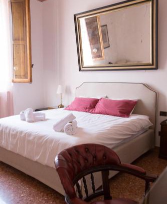 Ricorboli House | Baldovini Home Stay, Close to the city center