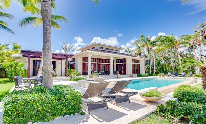 Punta Cana Villa | Balinese-style Mansion in Punta Cana Resort & Club