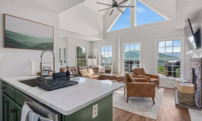 Sylva House | Balsam Haven I Mountain View I Fireplace Home in Great Location