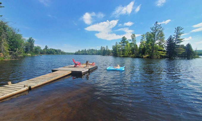 Indian Lake Ski Chalet | Balsam Point Lake House a Lakeside Getaway for Family Fun and Relaxation.