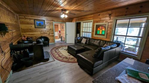 Pinehurst Ski Chalet | Baltyr Cabin