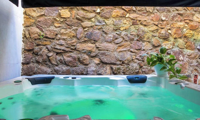 Carratraca Apartment | BANDERAS & SPA NORA HIDROMASSAGE+JACUZZI (CAMINITO DEL REY/MASSAGE ON REQUEST)