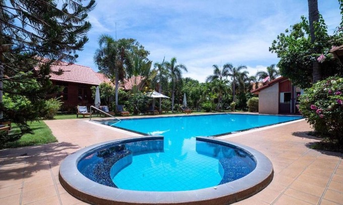 Bang Sare Resort | Bangsaray Village Resort