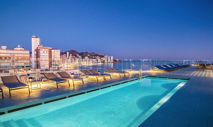 Benidorm Centro Hotel | Barceló Benidorm Beach - Adults Recommended