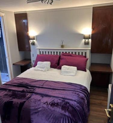 Brighton City Centre Apartment | Basement Flat, Regency Square