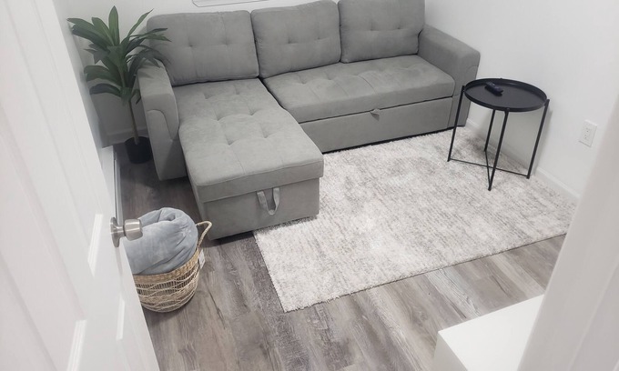Darby House | Basement Retreat by the Airport
