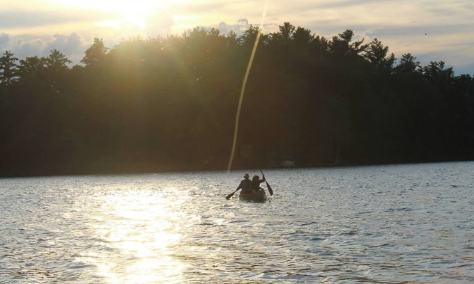 Pine River House | Basic lake house - only 2 hours from Milwaukee, 45 minutes to Oshkosh