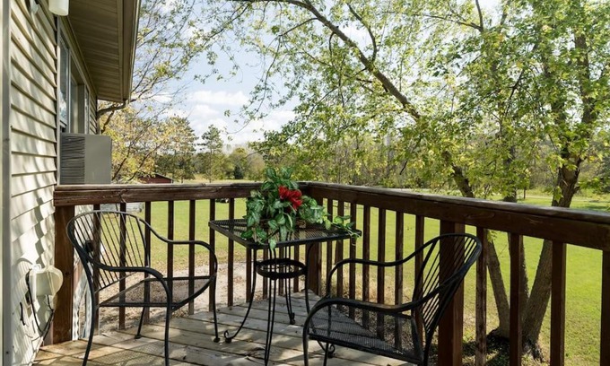 Afton Apartment | Bass Creek's Apt A