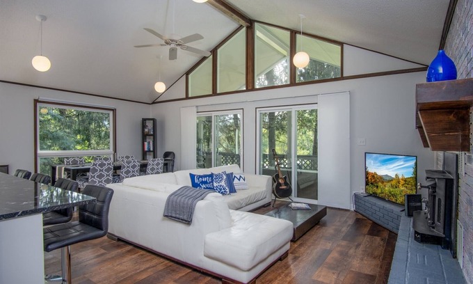 Pisgah Forest House | Bass Lake Retreat | 3 Bed, 2 Bath