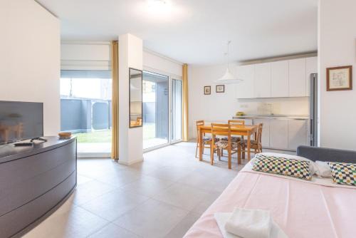 Bolognina Apartment | Bassani Garden, Bologna By Short Holidays