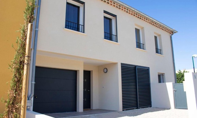 La Fare-les-Oliviers Bed & Breakfast | BASTIDE 9