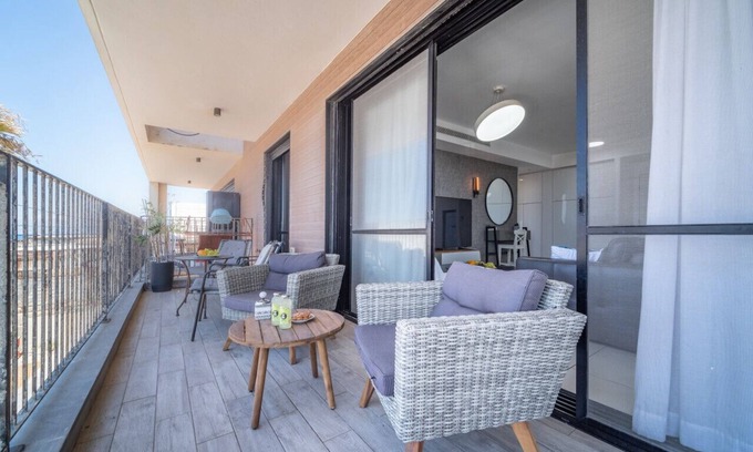 Haifa Condo | Bat Galim Full Sea View Balcony