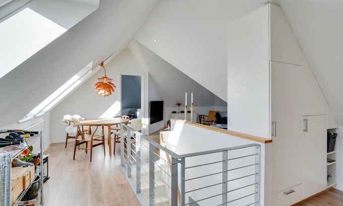 Aalborg Midtby Apartment | Bath tub penthouse in the city