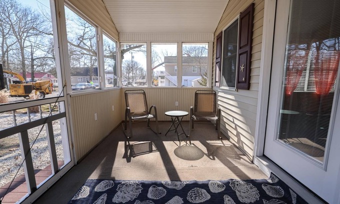 Town Bank House | Bay Cottage at 218 Glencreek Road, Townbank