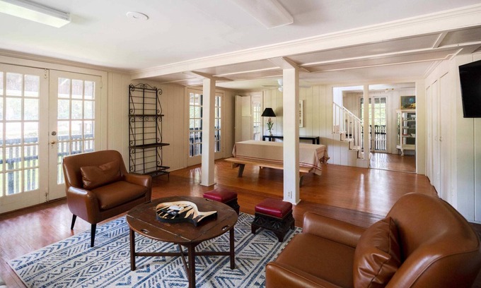 Point Clear House | Bay Cottage Scenic Retreat