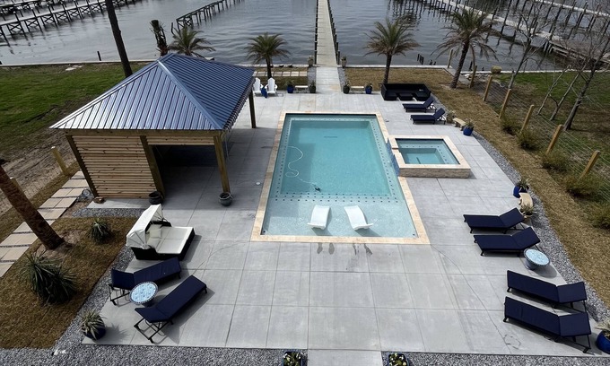 Pass Christian House | Bay Front House on Sandy Hook Dr! Longest personal pier(402ft). Read the reviews