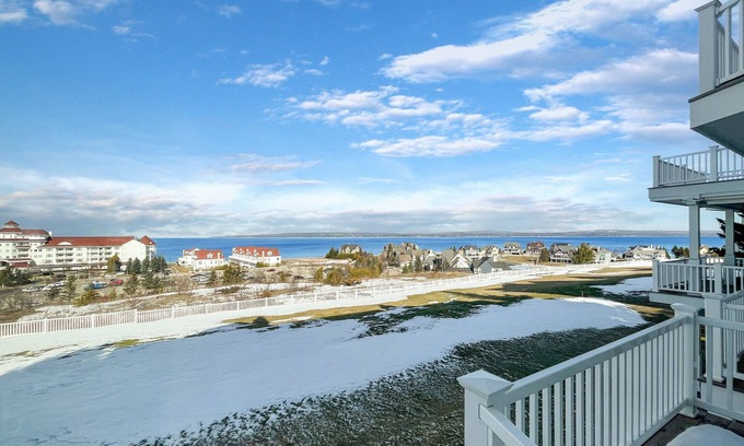Bay Harbor Condo | Bay Harbor Condo in Private Gated Community. Close to the Slopes and Shopping!