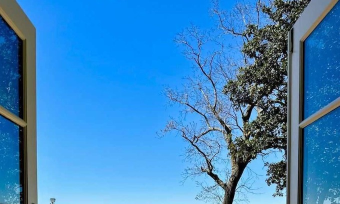 Point Clear House | Bay House and Cottage Scenic Retreat