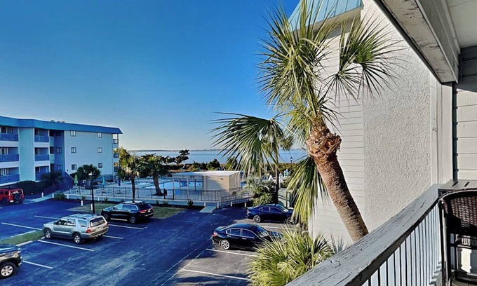 Tybee Island Condo | Bay View Villas