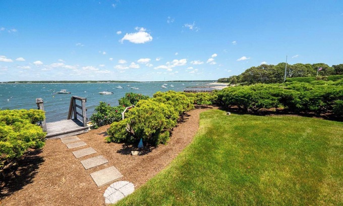 Silver Beach House | Bay Views & Breezes In North Falmouth