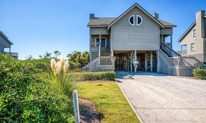 Topsail Beach House | Baylin A
