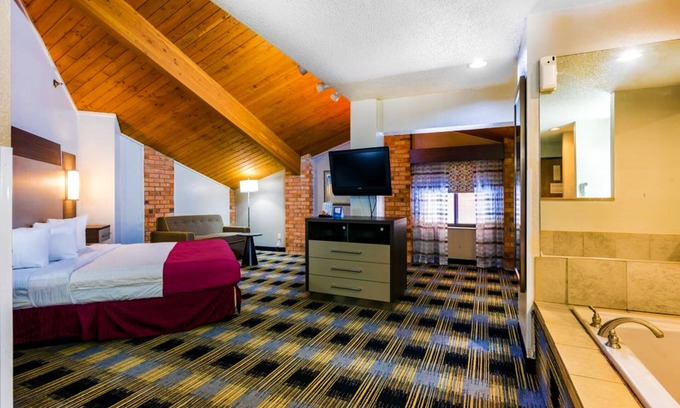 Jackson Hotel | Baymont by Wyndham Jackson
