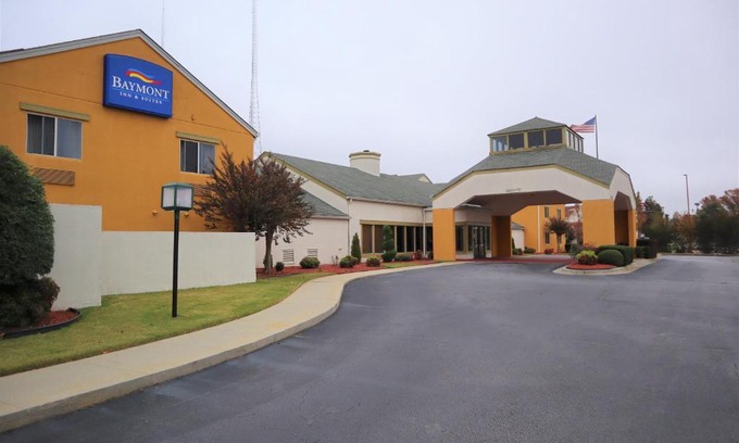 Norcross Hotel | Baymont by Wyndham Norcross Atlanta