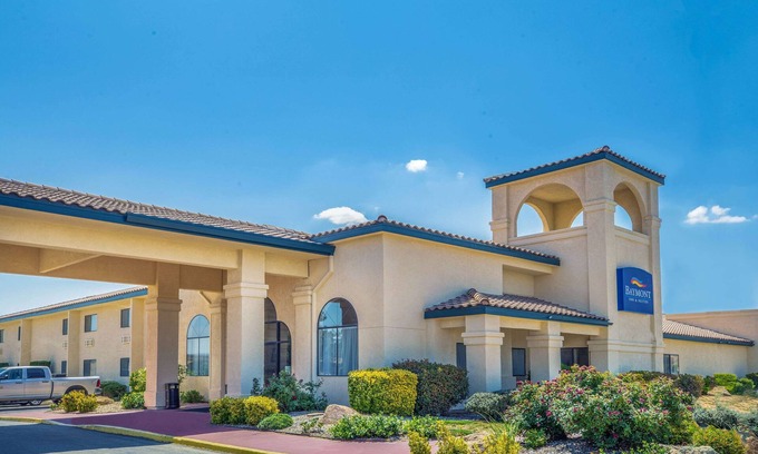 Tehachapi Hotel | Baymont by Wyndham Tehachapi