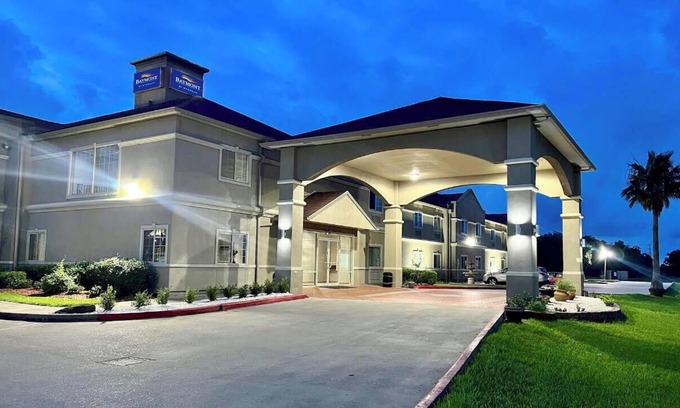 Texas City Hotel | Baymont by Wyndham Texas City