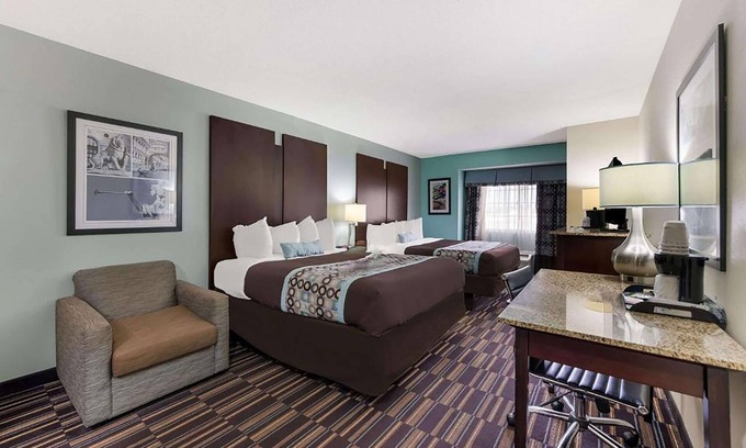 Elizabeth City Hotel | Baymont by Wyndham Elizabeth City