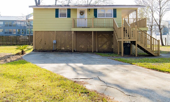 Fairhope Cottage | Bayside Cottage by Roberts Brothers Vacation Rentals