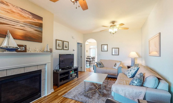 Sun Ridge House | Bayside Resort townhouse w/ gym, pool, basketball court, and free WiFi