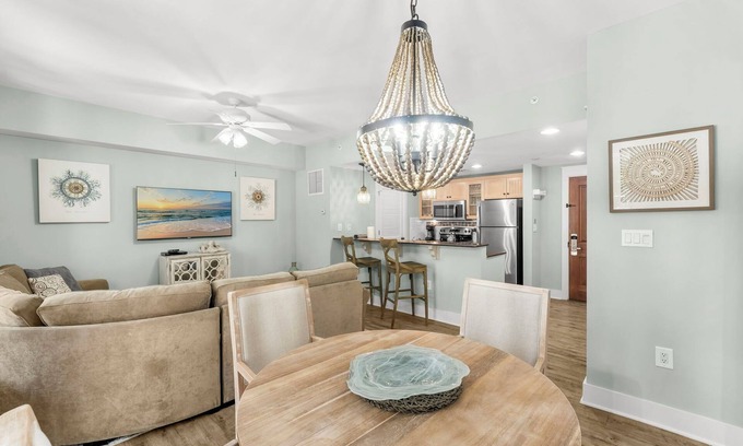 Baytowne Wharf Condo | Baytowne Wharf Condo with Walk Out Patio & Tram Service
