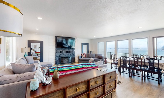 Bay City House | Bayview home w/a deck overlooking the locally famous Ghost Hole fishing spot
