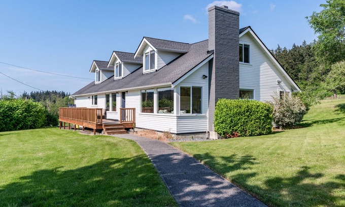 Langley House | Bayview Together Farm - Modern Farmhouse | Views