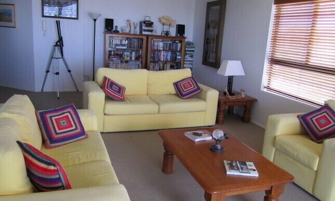 Redcliffe Apartment | Baywatch Beauty - Redcliffe