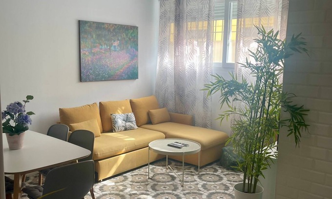Perchel Norte Apartment | BAZAN - Wabi - Málaga