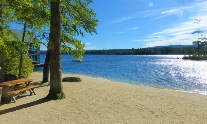 Bridgton House | Beach, 10 bedrooms, 20 lovely acres, large gathering spaces, fun activities