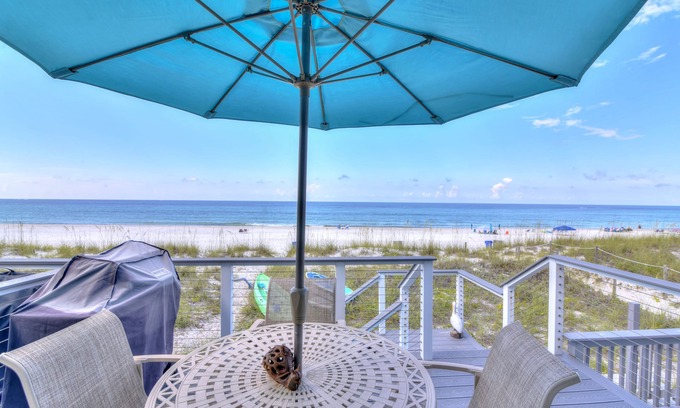 Laguna Beach Estates House | Beach at your toes, sand in your hands. Come and enjoy "Sea La Vie"