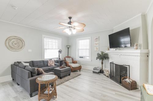 Ventnor City House | Beach Block-Ocean Views from Balconies-Parking Unit 2