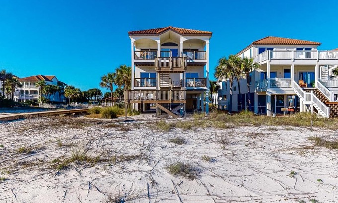 East End House | Beach Boy