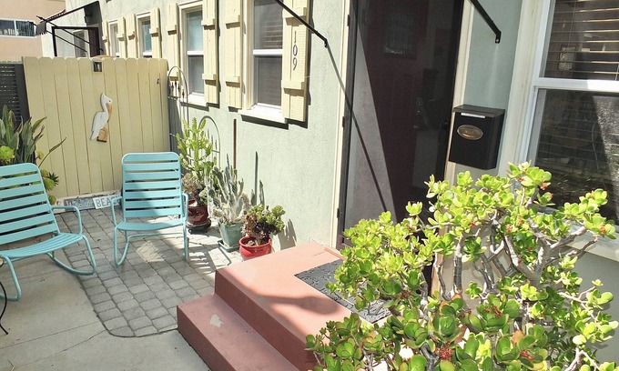 Belmont Shore House | Beach Bungalow-lb